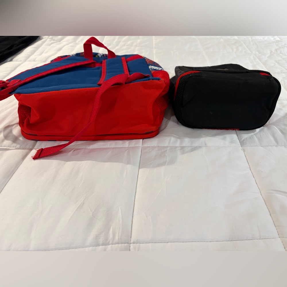 Marvel Spider-Man 🕸️ Backpack & Lunchbox Set - Picture 3 of 5
